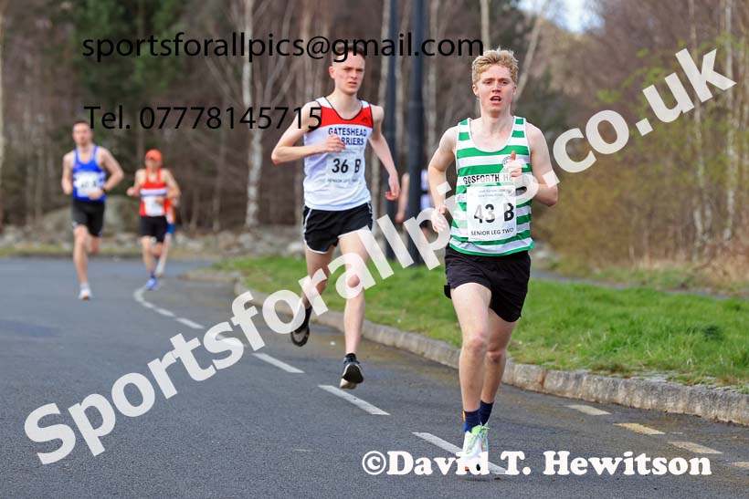 Senior mens 2024 Elswick Harriers Good Friday Relays, Newburn, Newcastle Upon Tyne  Photo: David T. Hewitson/Sports for All Pics